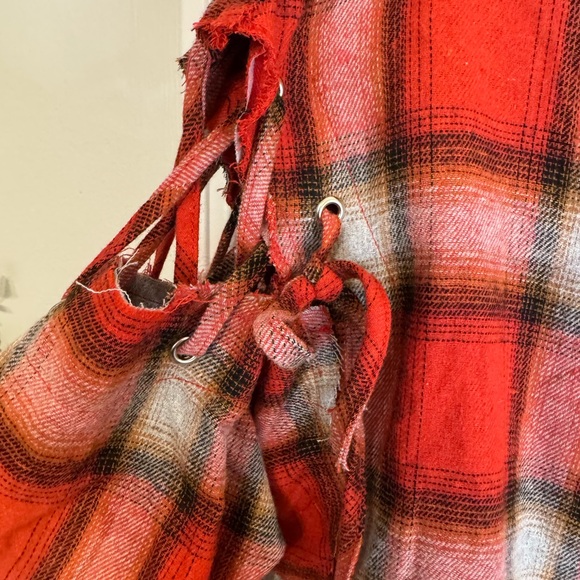 POL Oversized Red Plaid Flannel Tunic Length Top - Picture 5 of 8